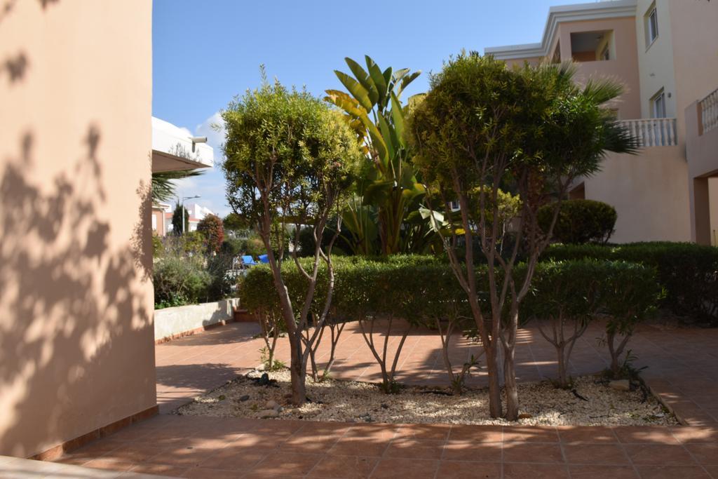 Diana Apartment Pafos Exterior foto