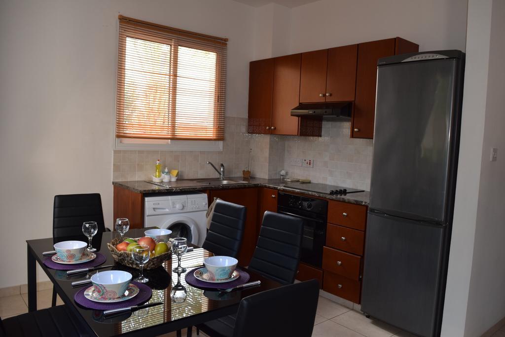 Diana Apartment Pafos Exterior foto